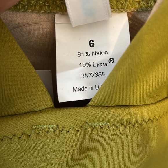 J. Crew One-Piece Bathing Suit, olive 🫒/ army green,plunging v neck - Picture 9 of 14